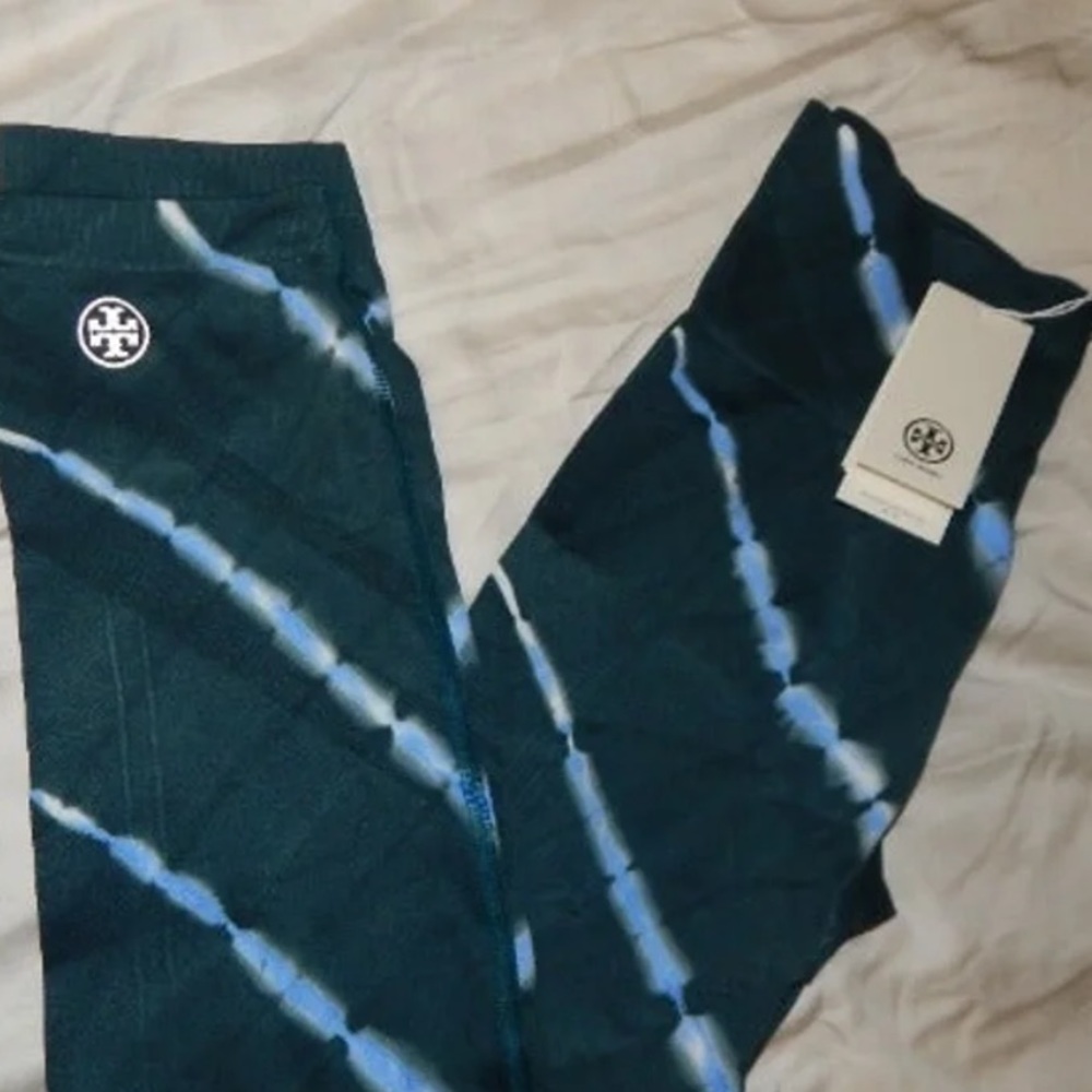tory Sport tie dye set